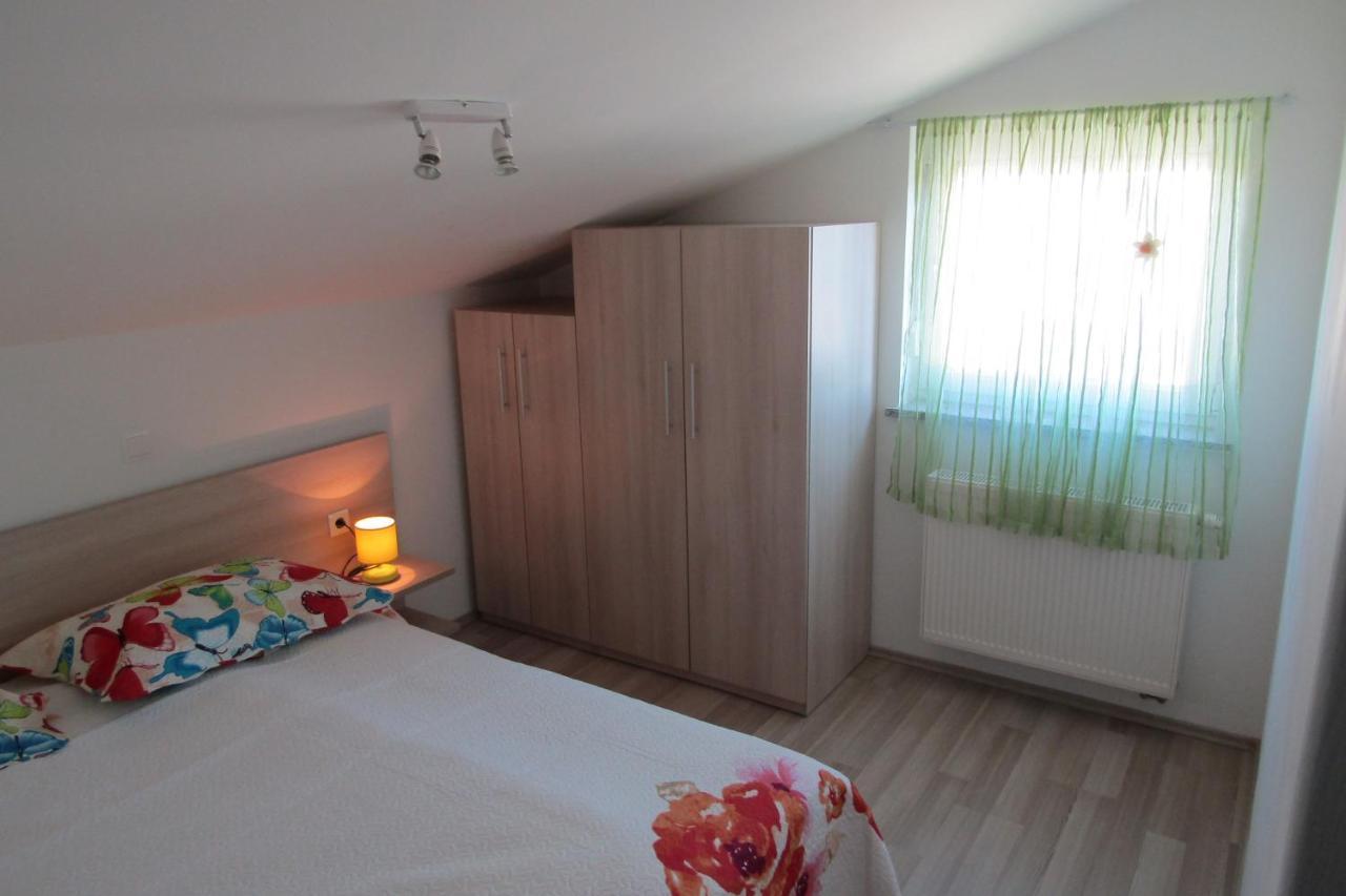 Apartment Morozin Krk Town Extérieur photo